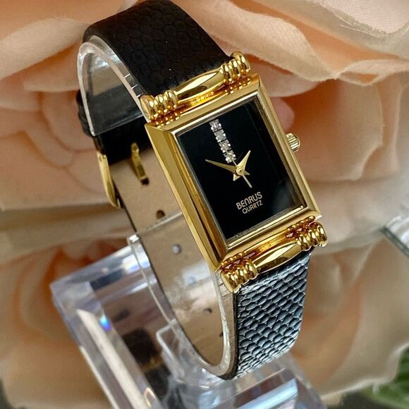 Vintage Benrus Diamond Accented Dial Dress Watch with Leather Strap - Picture 3 of 16